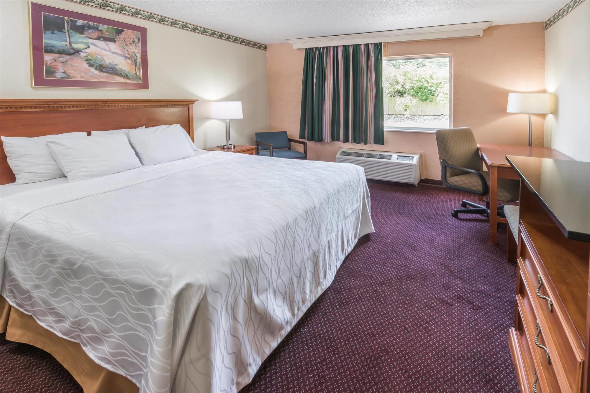 Columbus Grand Hotel & Banquet Center Eksteriør bilde